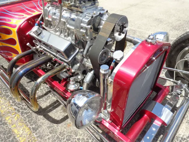 1923 t bucket : 434 small block chevy - 700+ hp