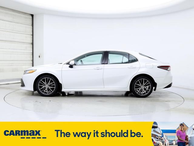 2021 toyota camry xle