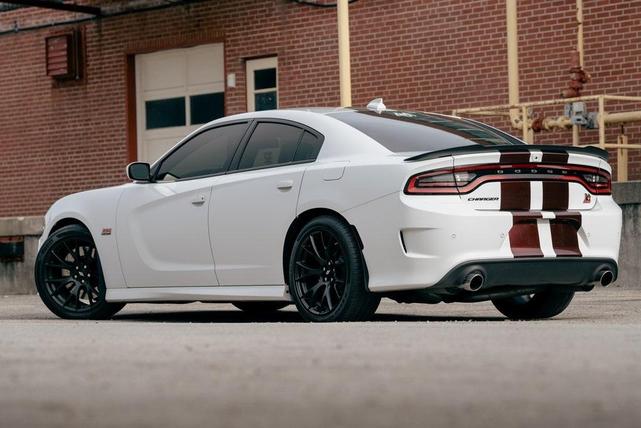 2017 dodge charger r/t 392