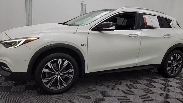 2018 infiniti qx30 essential