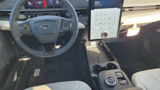 2024 Ford Mustang Mach-E