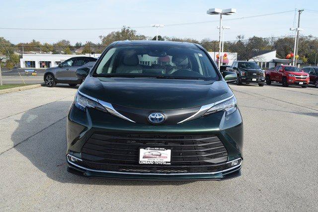2021 toyota sienna xle 8 passenger