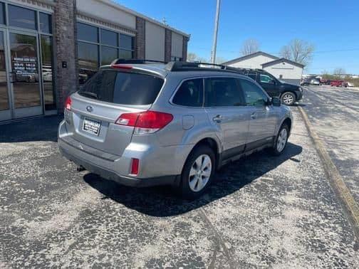 2010 subaru outback 2.5i premium in suamico, wisconsin