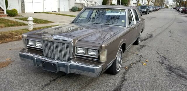 original family owned 61,000 miles beauty! clean clean clean !