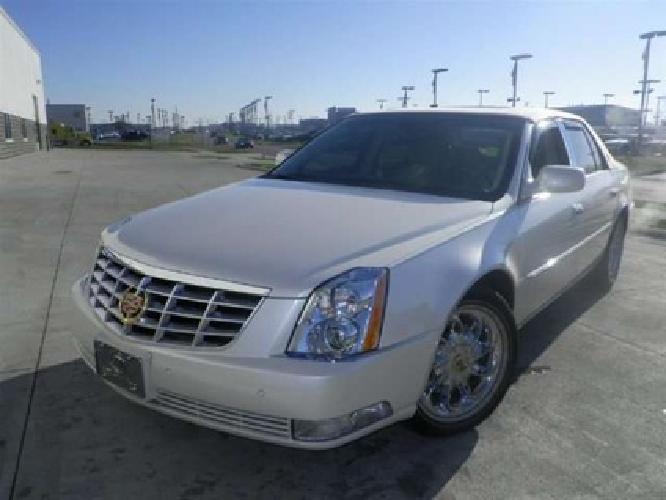 2011 cadillac dts in greenwood, in