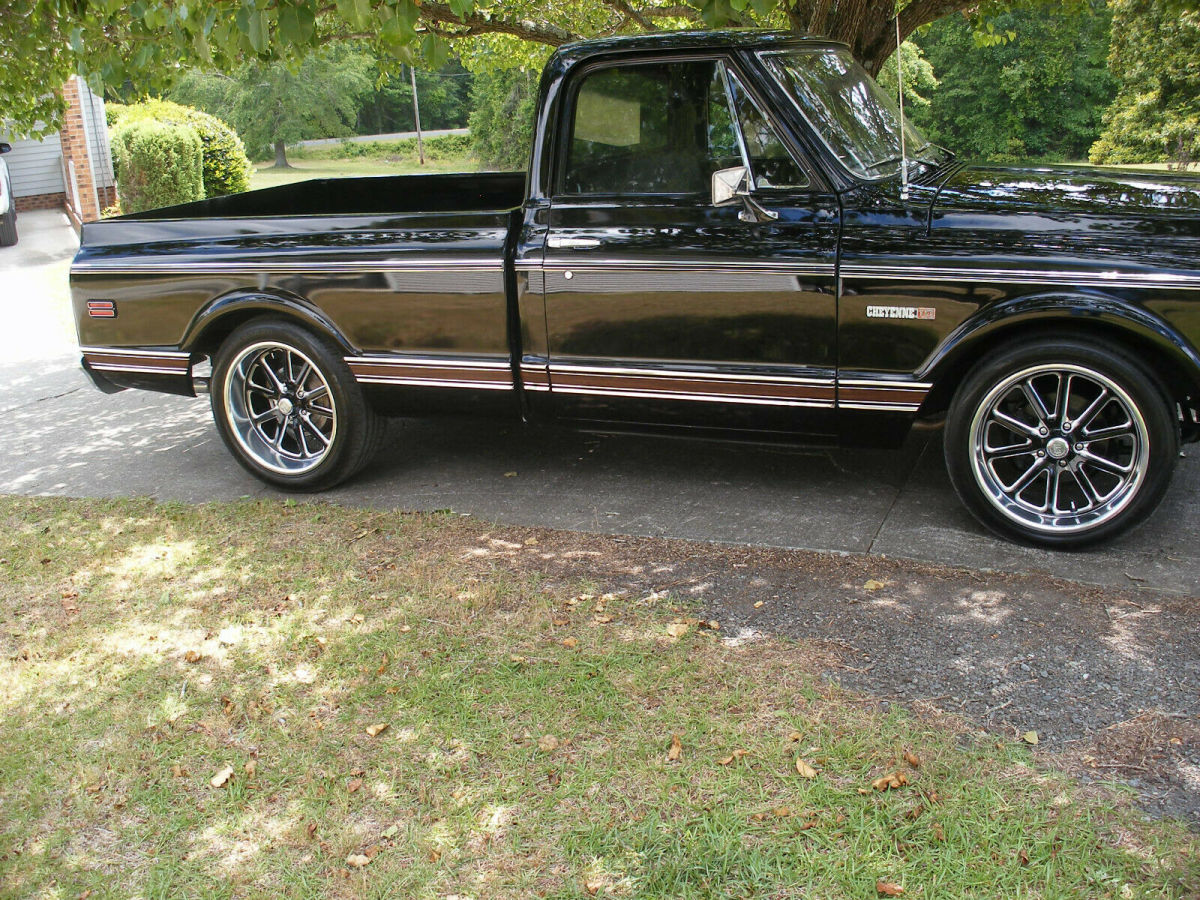 1972 chevy c-10 cheyenne super, short bed