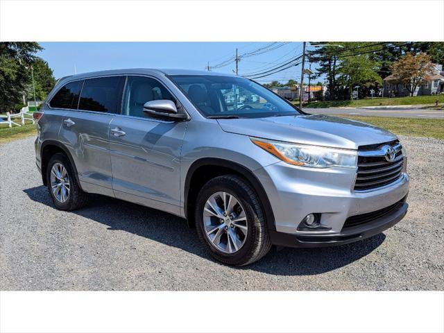2015 toyota highlander le plus