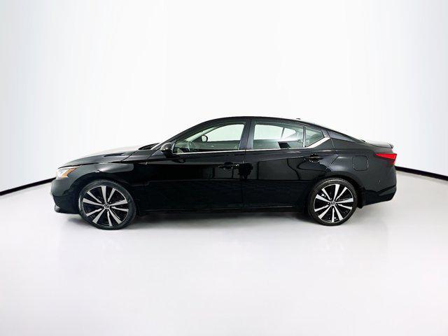 2022 nissan altima sr fwd