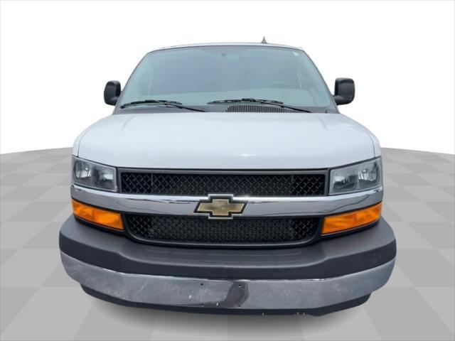 2022 chevrolet express 2500 work van