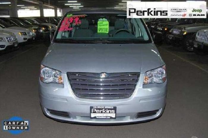 2010 chrysler town & country lx in colorado springs, co
