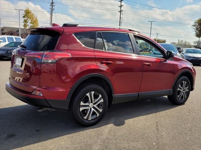 2018 toyota rav4 le
