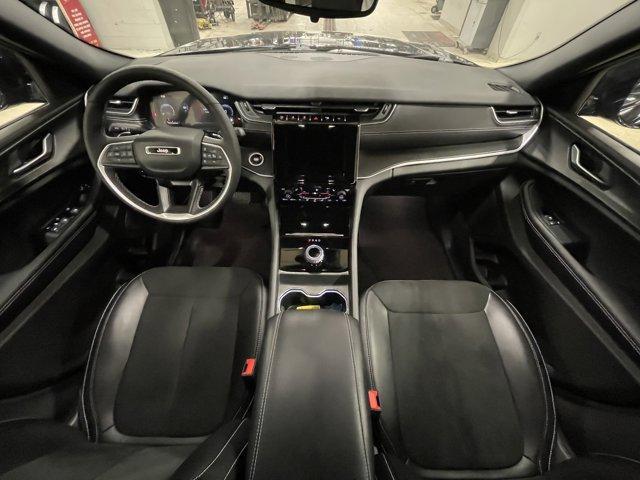 2024 jeep grand cherokee laredo