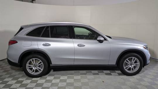 2025 Mercedes-Benz GLC