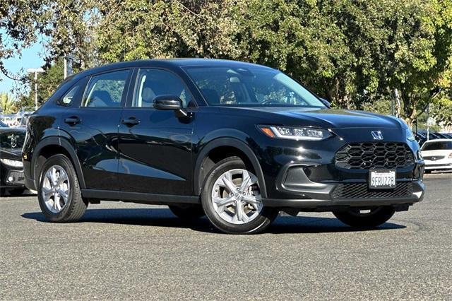 2023 honda hr-v lx