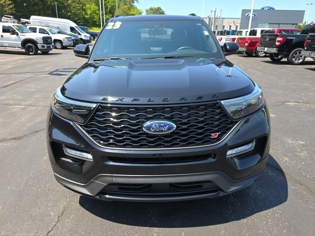 2023 ford explorer st