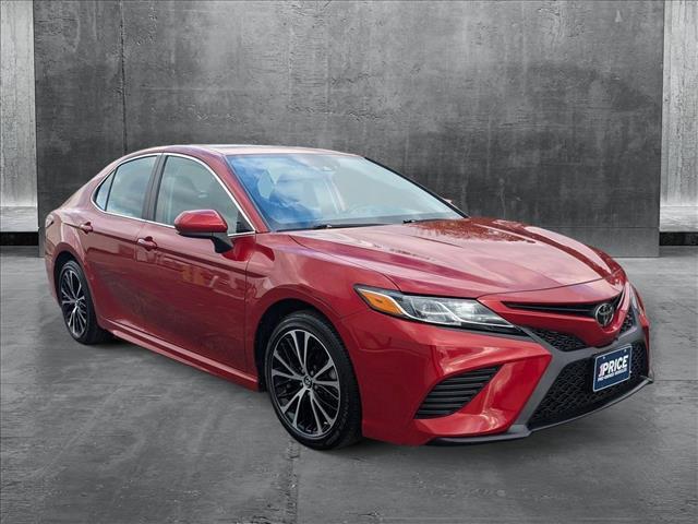2019 toyota camry se