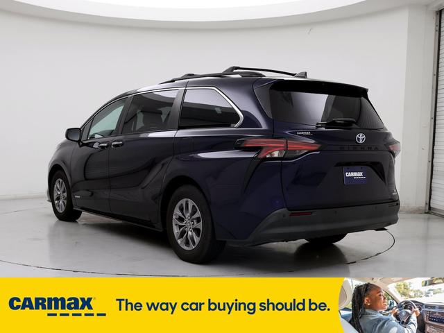 2021 toyota sienna xle