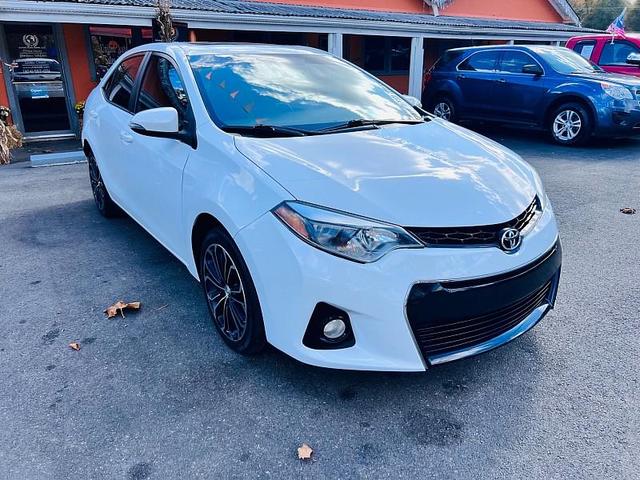 2015 toyota corolla s plus