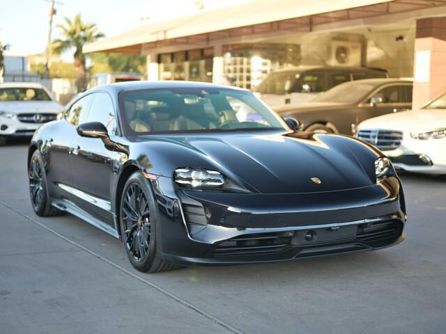 2022 porsche taycan gts