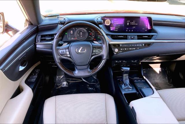 2021 lexus es 300h