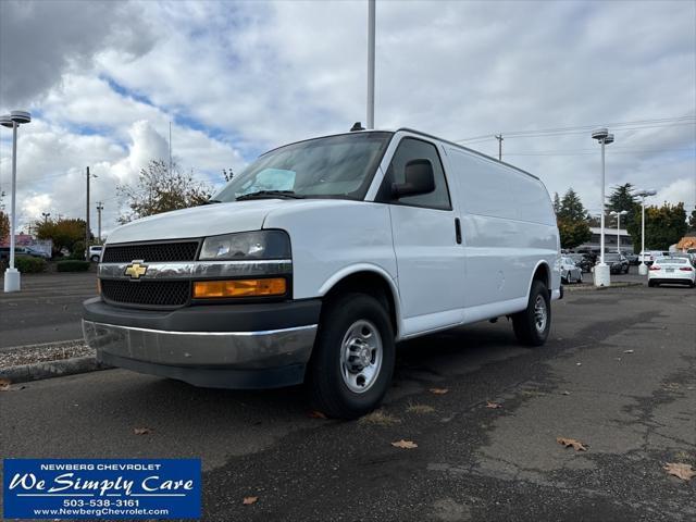 2022 chevrolet express 2500 rwd 2500 regular wheelbase wt