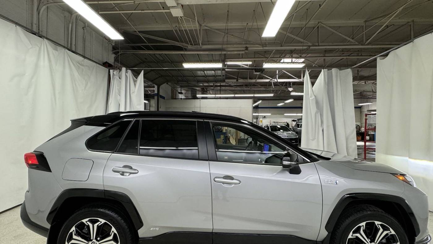 2024 toyota rav4 prime xse