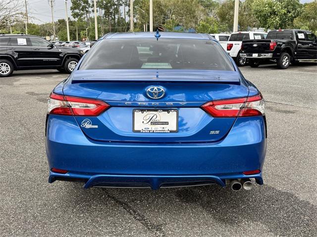 2019 toyota camry se