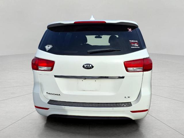2016 kia sedona lx