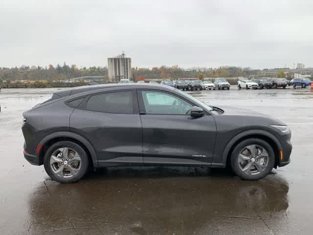 2021 ford mustang mach-e select