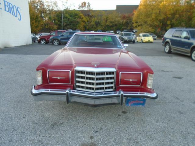1979 ford thunderbird base