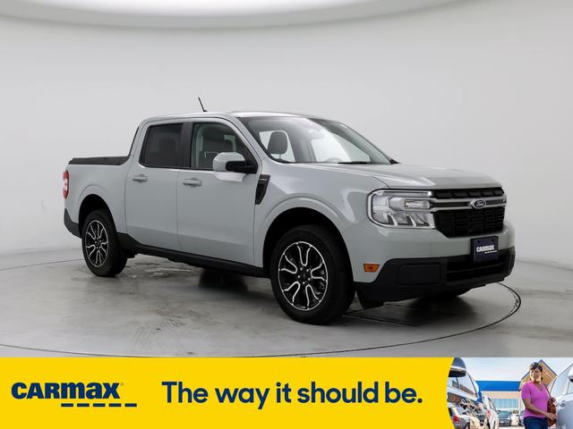 2022 ford maverick lariat