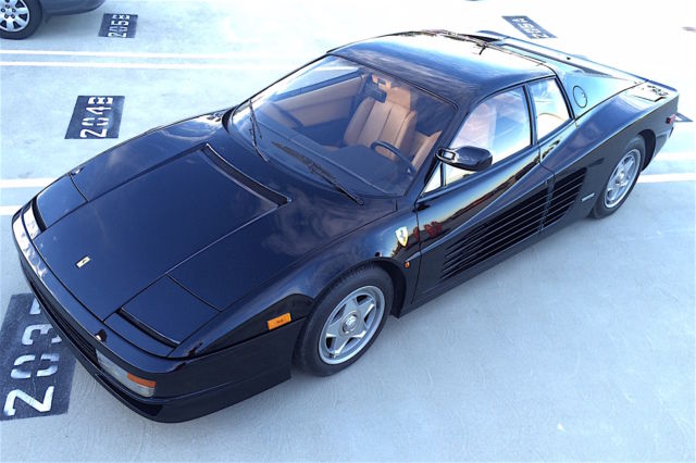1986 ferrari testarossa monospecchio