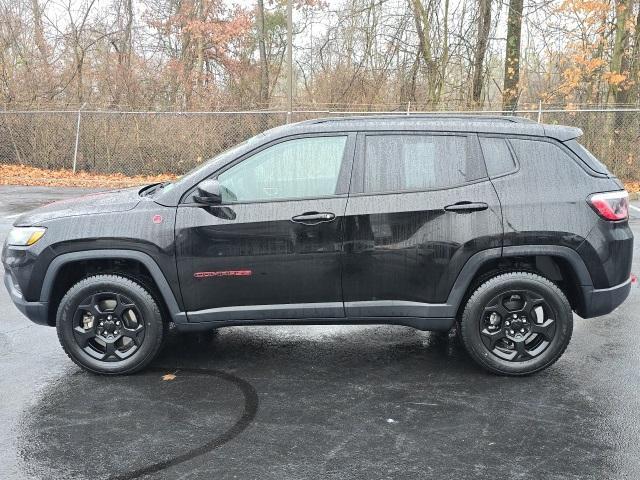 2023 jeep compass trailhawk