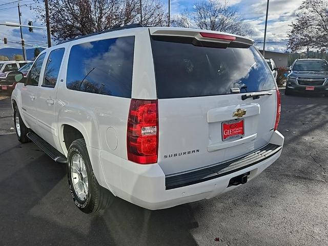 2011 chevrolet suburban 1500 lt
