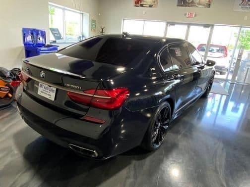 2018 bmw m760 in chicago, illinois