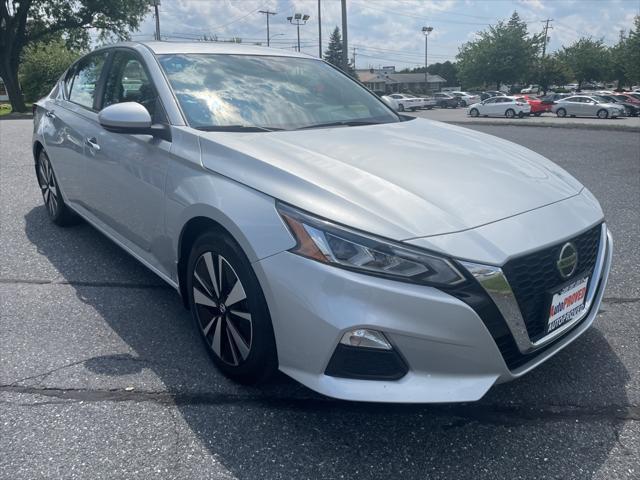 2022 nissan altima 2.5 sv
