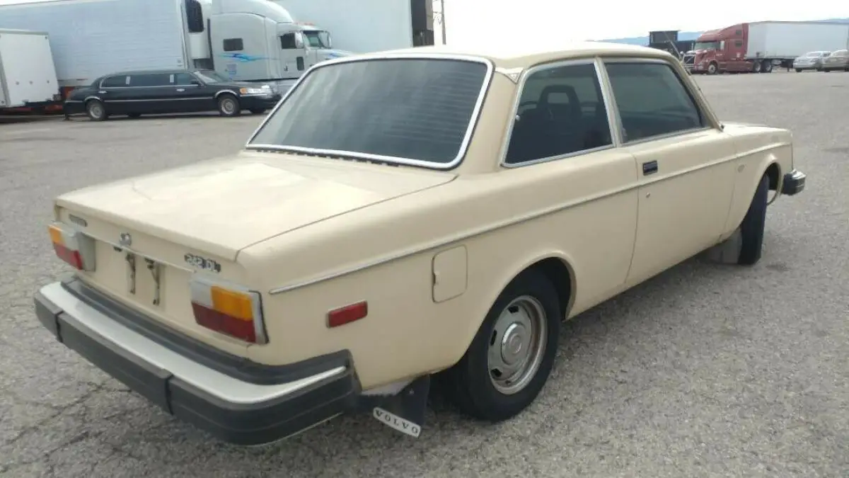 1977 volvo 242
