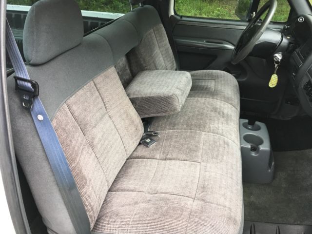 very clean 1993 f150 xlt loaded 4x4 v8 automatic 79,900 mile original short bed