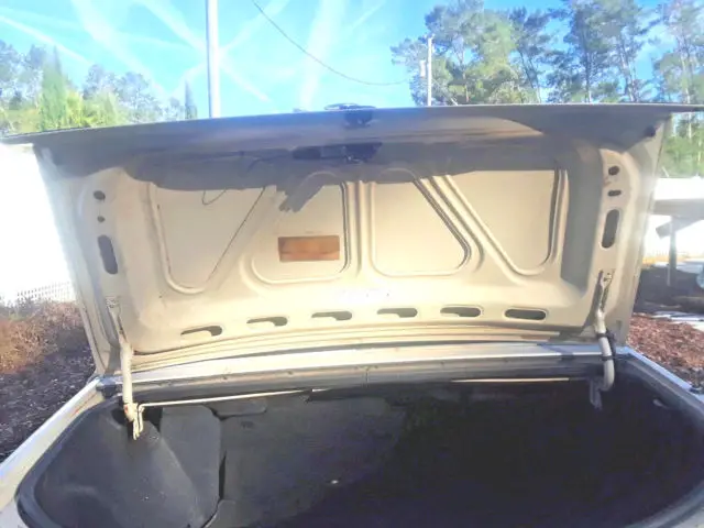 1986 buick electra park avenue yellow/tan automatic 97,858 miles 4 doors