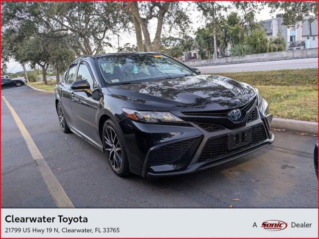 2022 toyota camry se