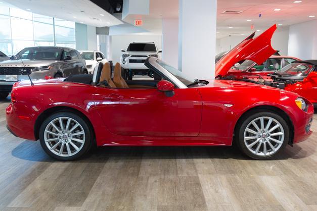 2018 fiat 124 spider lusso