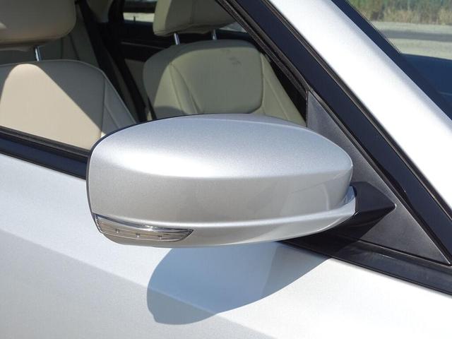 2023 chrysler 300 touring l