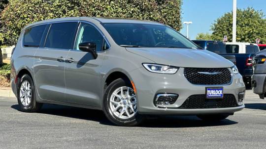 2024 Chrysler Pacifica