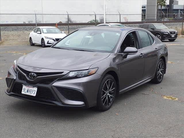 2024 toyota camry