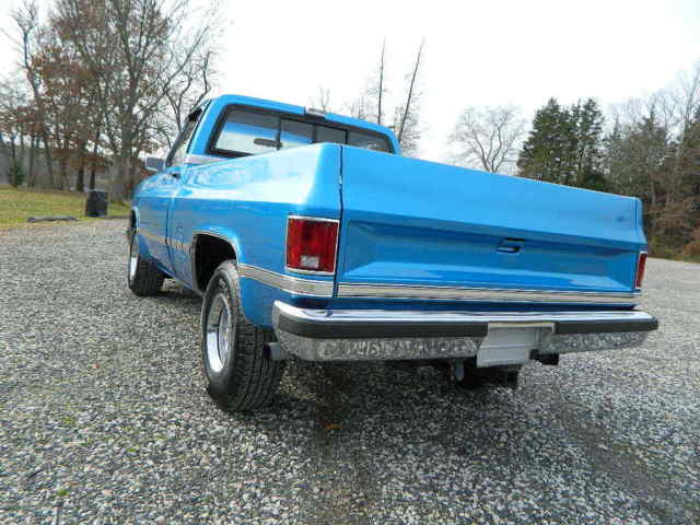 1987 chevrolet c/k c10 pickup truck v8 short bed