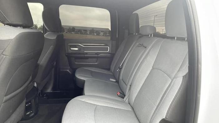 2021 ram 2500 crew cab big horn pickup 4d 6 1/3 ft in plano, texas
