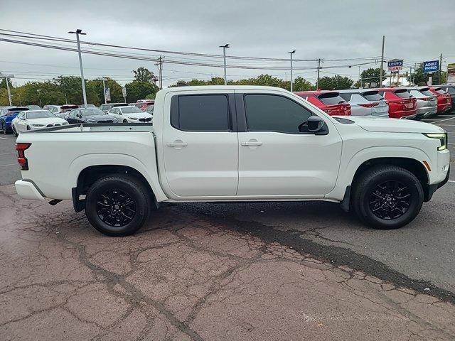 2023 nissan frontier sv