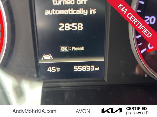 2022 kia k5 gt-line