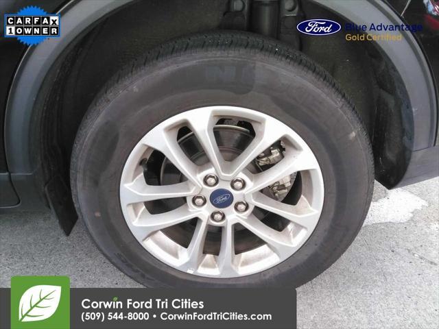 2022 ford escape se