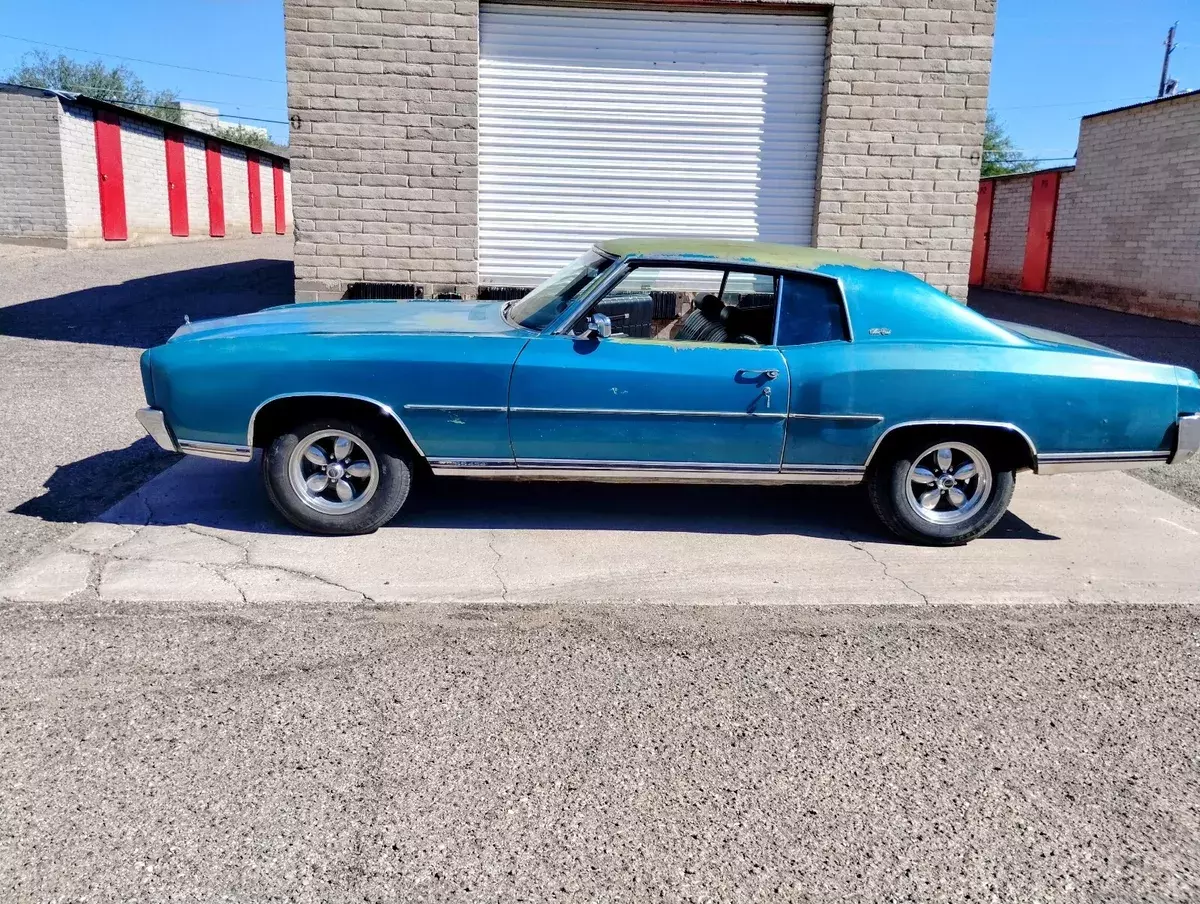 1971 chevrolet monte carlo sedan green base